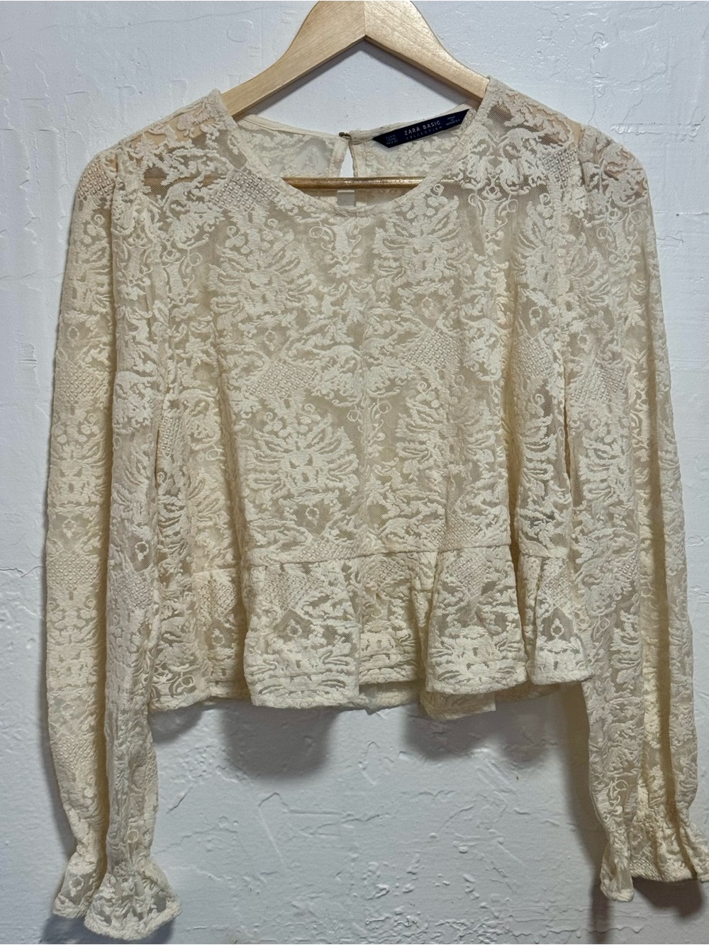 Zara Cream Lace Peplum Blouse size XL